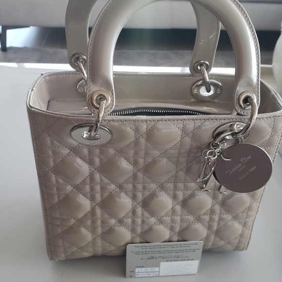 Christian Dior - LADY DIOR CALFSKIN BAG (MEDIUM) - Picture 5 of 6